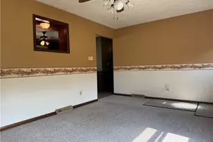 17964 Glendale Ave, Lake Milton, OH 44429 - Photo 13