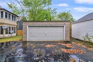 18416 Winslow Rd, Huber Heights, OH 44122 - Photo 5