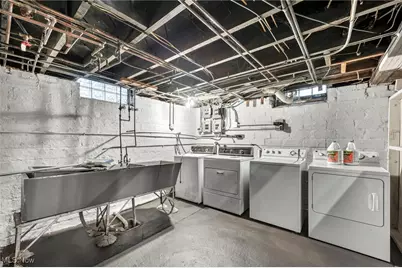 18416 Winslow Road, Huber Heights, OH 44122 - Photo 45