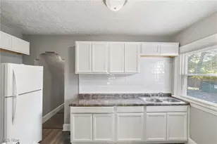 633 Brown St, Akron, OH 44311 - Photo 15