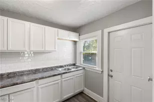 633 Brown St, Akron, OH 44311 - Photo 17