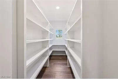 542 Lakewood Drive E, Canal Fulton, OH 44614 - Photo 23