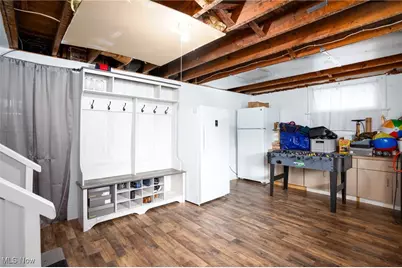 3990 Edison Street NE, Hartville, OH 44632 - Photo 21