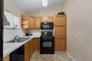 9933 Cynthia Dr, Twinsburg, OH 44087 - Photo 9