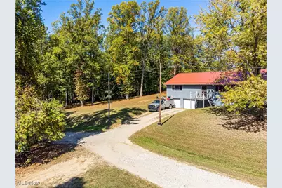 34561 Sunshine Road, Piedmont, OH 43983 - Photo 1