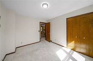 1041 Fronek Dr, Streetsboro, OH 44241 - Photo 17