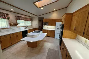 2902 Downeys Hill Dr NE, Dover, OH 44622 - Photo 13