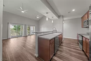 5547 Beavercrest Dr, Lorain, OH 44053 - Photo 27