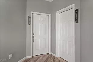 5547 Beavercrest Dr, Lorain, OH 44053 - Photo 3