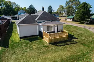 217 E Liberty St, Coshocton, OH 43812 - Photo 1