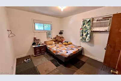 22 Uhler Avenue, Akron, OH 44310 - Photo 5