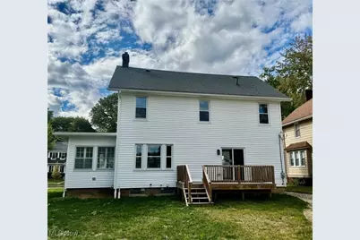 453 Briarwood Drive, Akron, OH 44320 - Photo 5