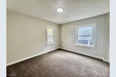 453 Briarwood Drive, Akron, OH 44320 - Photo 17