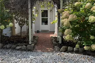 8145 Chagrin Rd, Chagrin Falls, OH 44023 - Photo 9