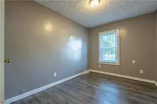 3736 Louise St, Mogadore, OH 44260 - Photo 23