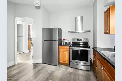 199 W Princeton Avenue, Youngstown, OH 44507 - Photo 5