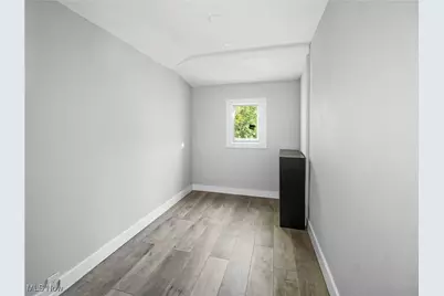 199 W Princeton Avenue, Youngstown, OH 44507 - Photo 11