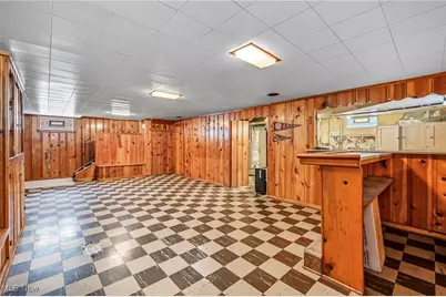 210 Fairmount Avenue NE, Warren, OH 44483 - Photo 27