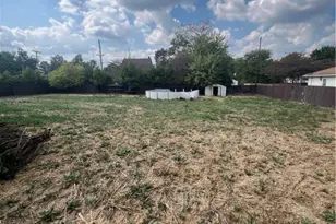 1095 E Archwood Ave, Akron, OH 44306 - Photo 5