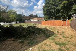 1095 E Archwood Ave, Akron, OH 44306 - Photo 9