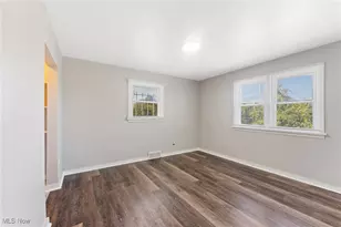 2129 Tippecanoe Ave, Youngstown, OH 44509 - Photo 13