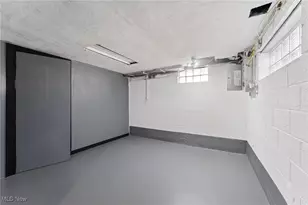 2129 Tippecanoe Ave, Youngstown, OH 44509 - Photo 19