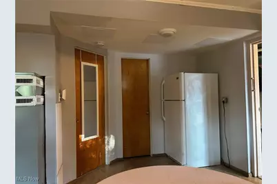 61 Leicester Drive, Akron, OH 44319 - Photo 23