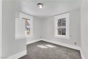 908 Dayton St, Akron, OH 44310 - Photo 15