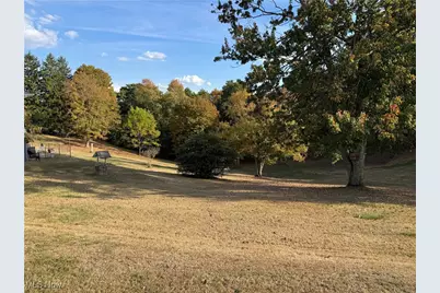 2224 Hudson Hill Road, Weirton, WV 26062 - Photo 7