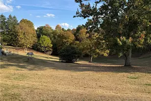 2224 Hudson Hill Rd, Weirton, WV 26062 - Photo 7