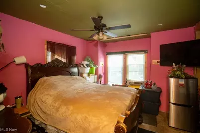 10927 Grantwood Avenue, Loveland, OH 44108 - Photo 9