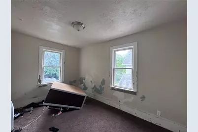 837 Yale Street, Akron, OH 44311 - Photo 9