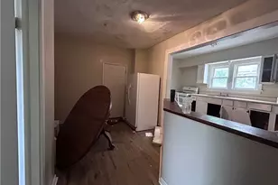 837 Yale St, Akron, OH 44311 - Photo 13