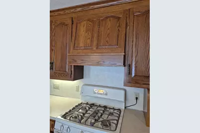 10400 Lincoln Street SE, East Canton, OH 44730 - Photo 9