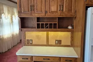 10400 Lincoln St SE, East Canton, OH 44730 - Photo 9