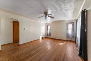 81 S Edgehill Ave, Austintown, OH 44515 - Photo 3