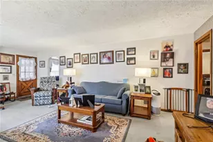 601 W North Ave, East Palestine, OH 44413 - Photo 5