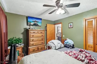 601 W North Ave, East Palestine, OH 44413 - Photo 17