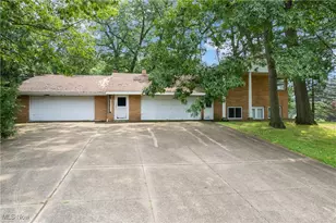 4567 Rex Lake Dr, New Franklin, OH 44319 - Photo 11