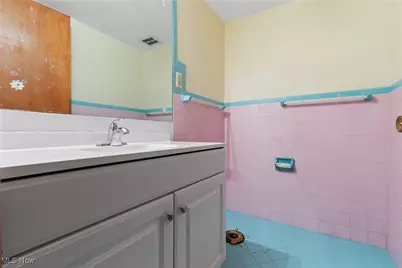 4567 Rex Lake Drive, New Franklin, OH 44319 - Photo 31