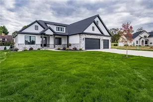 870 Honeysuckle Cir NE, North Canton, OH 44720 - Photo 1