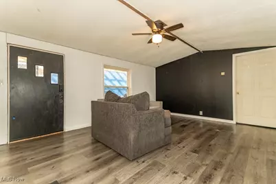 12032 Nicki Lane, Chardon, OH 44024 - Photo 5