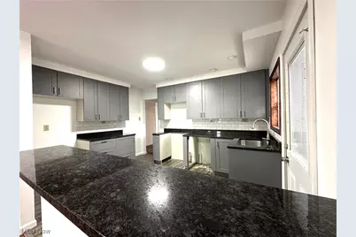 3000 Parkman Road NW, Warren, OH 44485 - Photo 9