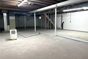 3000 Parkman Rd NW, Warren, OH 44485 - Photo 15