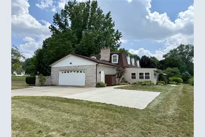 7455 Brushmore Avenue NW, North Canton, OH 44720 - Photo 3