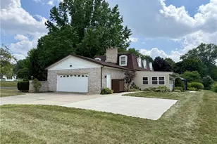 7455 Brushmore Ave NW, North Canton, OH 44720 - Photo 3