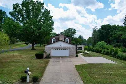 7455 Brushmore Avenue NW, North Canton, OH 44720 - Photo 45