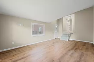 879 E 4th St, Salem, OH 44460 - Photo 15