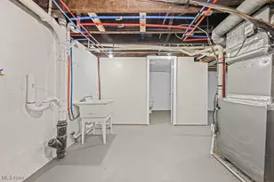 879 E 4th St, Salem, OH 44460 - Photo 29