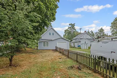 879 E 4th Street, Salem, OH 44460 - Photo 39